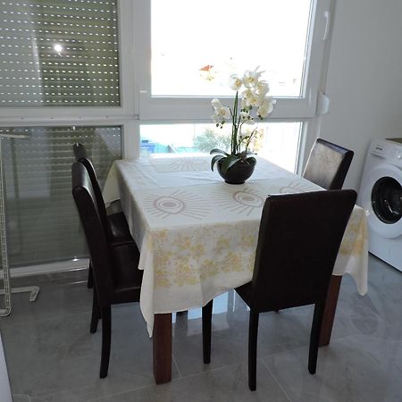 Berat Apartment วอดิยัน ภายนอก รูปภาพ
