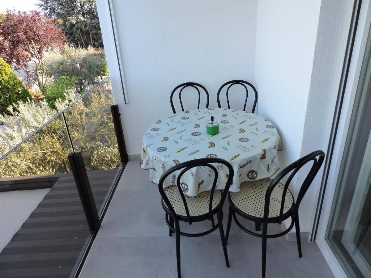 Berat Apartment วอดิยัน ภายนอก รูปภาพ