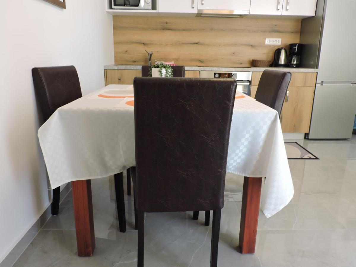 Berat Apartment วอดิยัน ภายนอก รูปภาพ